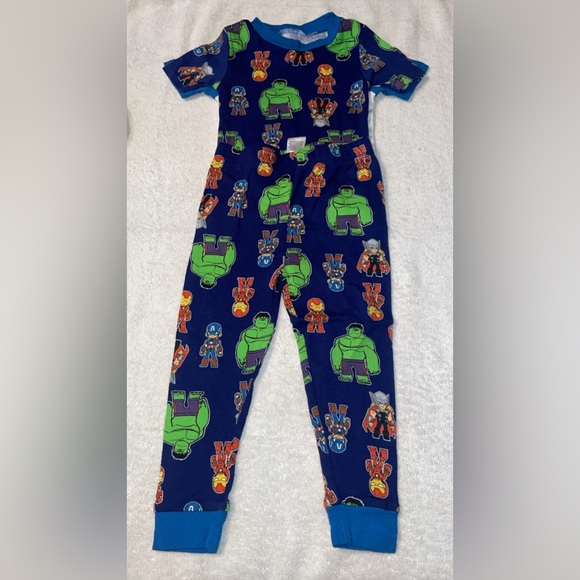 Marvel Set - Picture 2 of 10